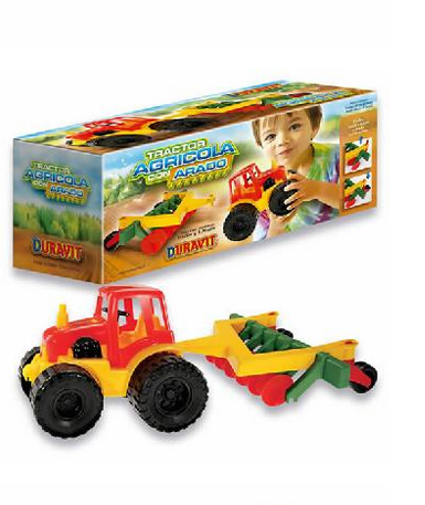 TRACTOR CON ARADO